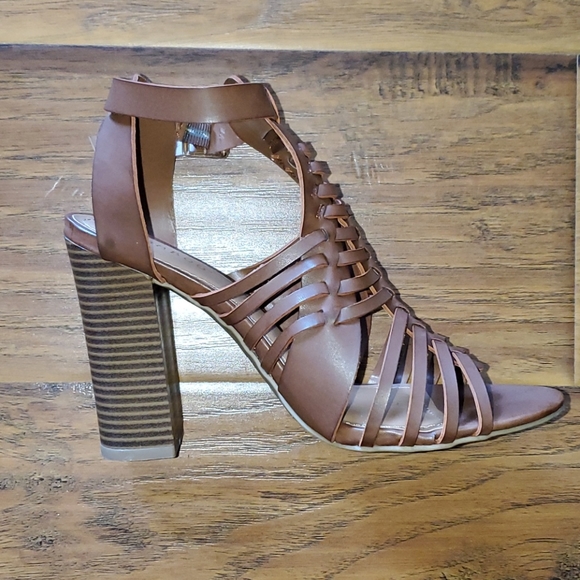 Bamboo Heeled Sandals with Ankle Straps - Picture 6 of 7
